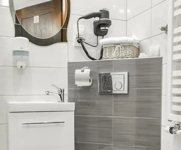 Rajska Oaza אכסניה Przybradz